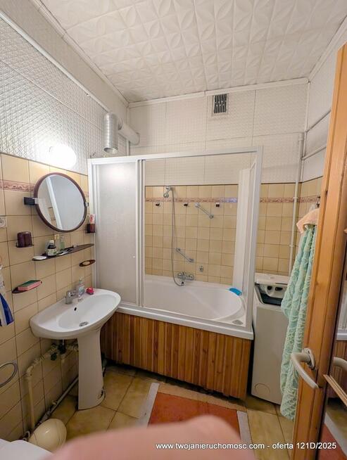 Pilzno, ul. Węgierska - budynek mieszkalno-handlowy