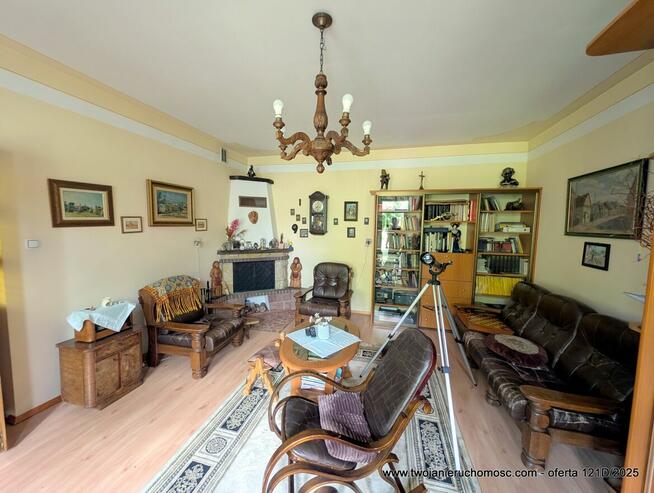 Pilzno, ul. Węgierska - budynek mieszkalno-handlowy