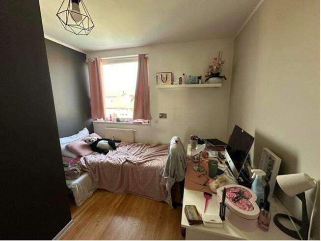 Syndyk ogłasza konkurs na sprzedaż ½ udziału w lokalu spół