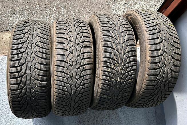 Nokian WR D4 M+S 215/55 R17 98H XL opony zimowe kpl