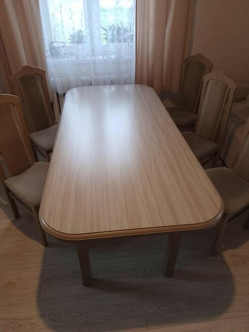 Sprzedam stół salonowy