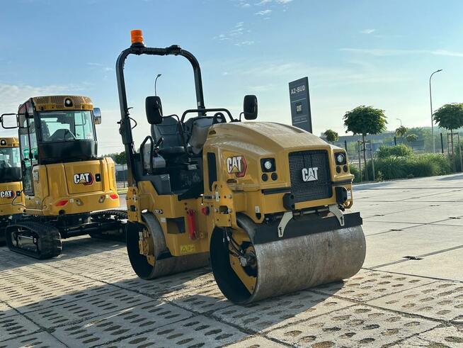 WALEC DROGOWY MARKI CATERPILLAR CB2.7 GC