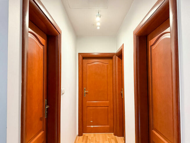 Dom wolnostojący z 3 pokojami i ogrzewaniem gazowym