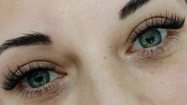 Przedłużanie, zagęszczanie rzęs -10% na pierwszą wizytę