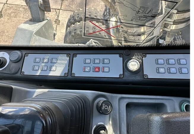 KOPARKA PRZEŁADUNKOWA LIEBHERR LH 22 M LITRONIC