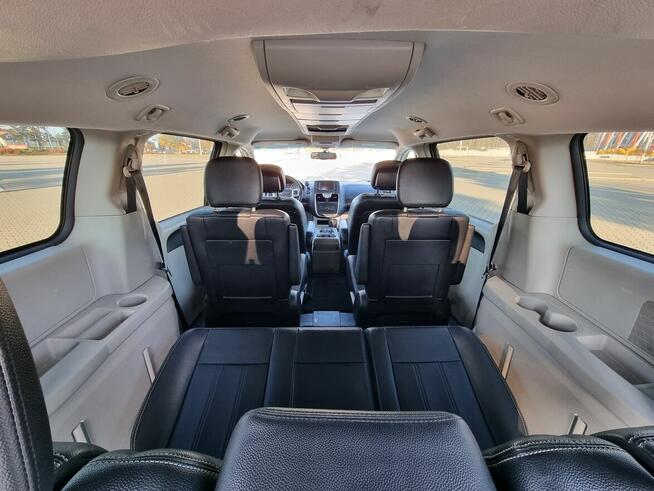 Chrysler Town & Country Touring 3.6 V6 Benzyna + LPG