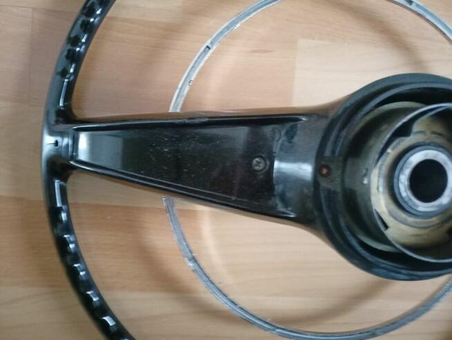 Kierownica FIAT 125p z Ringiem Ładna