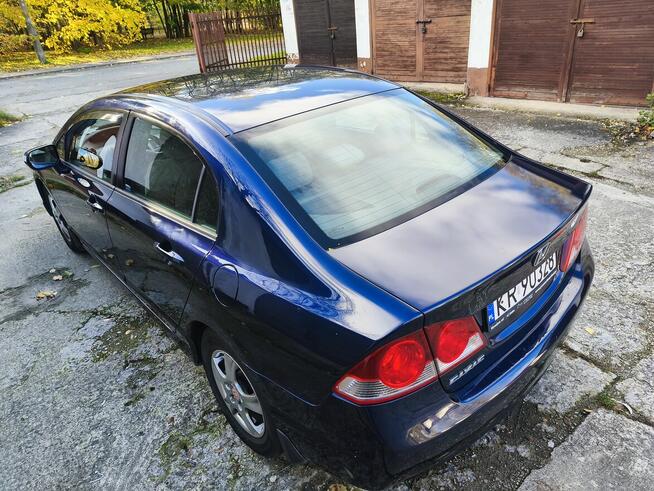 Honda Civic 1.8 LPG, 2008, sedan – zadbane wnętrze, sprawny