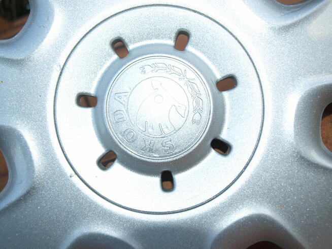 Skoda kołpaki 14 oryginalne (komplet 4 sztuki)