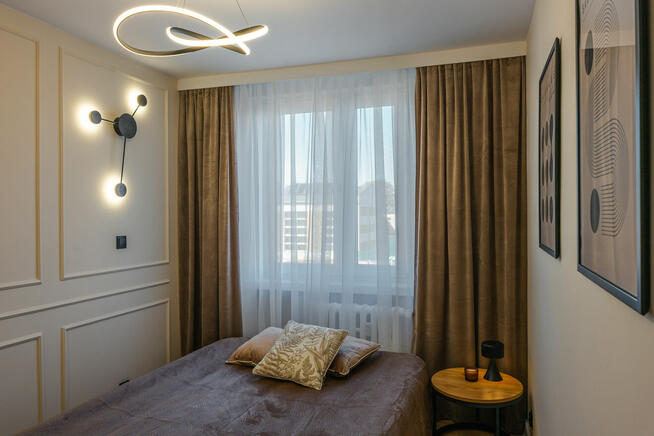 Słoneczne mieszkanie na 1. piętrze po generalnym remoncie...