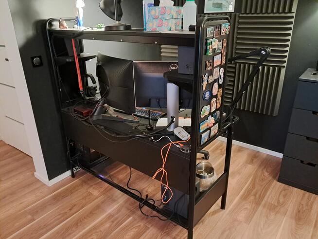 Syndyk sprzeda Biurko gamingowe