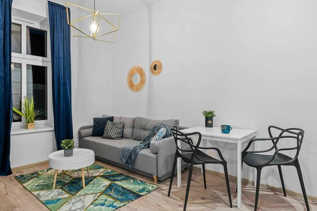 Przytulna tania kawalerka w centrum / Internet w cenie