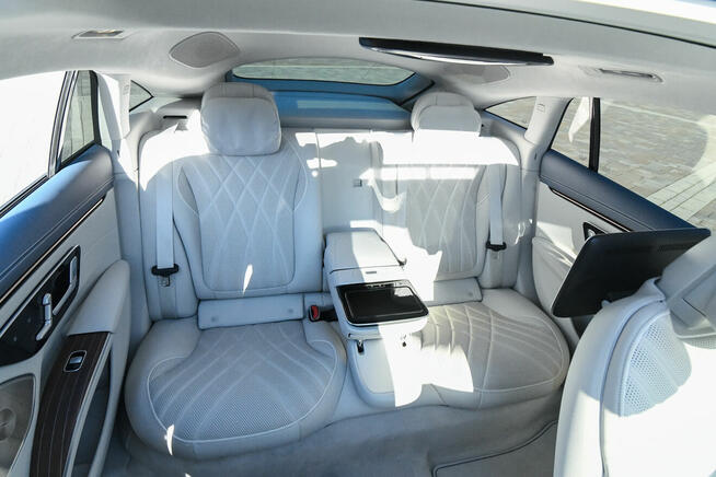 Luxury VIP Chauffeur Service - RZESZÓW