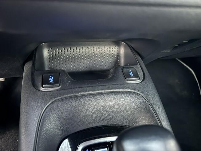 Toyota Corolla 1.8 HSD F-Vat 23% Virtual PDC 360 Ast. Parkowani Distronic kamera Navi