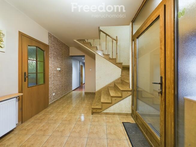 Dom z ogrodem gotowy do zamieszkania!