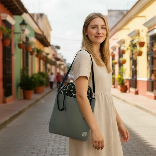 Torebka szara z motywem plastrów miodu – torba damska z kominem handmade