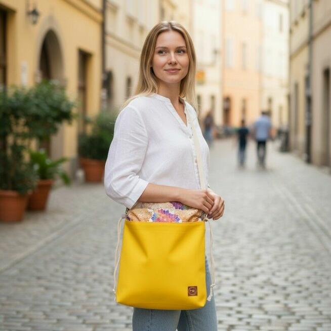 Torebka z Kominem ze wzorem Jasnych Mandali