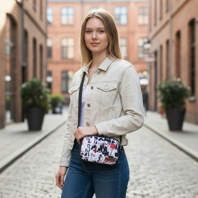 Mini Torebka Box z Ekoskóry z Motywem Fashion Ilustracji w Stylu Komiksowym