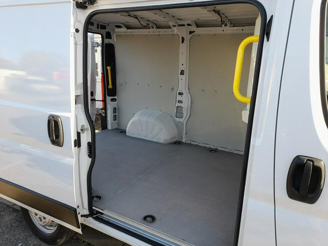 Peugeot Boxer L1H1 klimatyzacja,kamera cofania czujniki parkowania