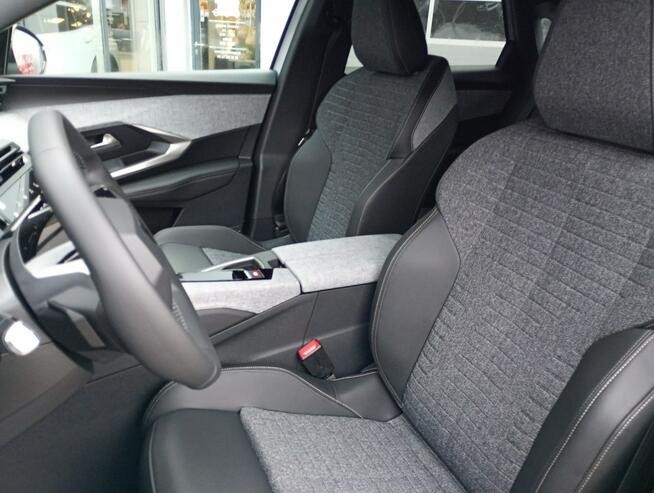Peugeot 3008 Allure Hybrid 1.2 145 KM DCS6 z pakietami Panorama i Bezpieczeństwo