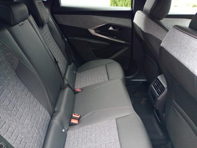 Peugeot 3008 Allure Hybrid 1.2 145 KM DCS6 z pakietami Panorama i Bezpieczeństwo