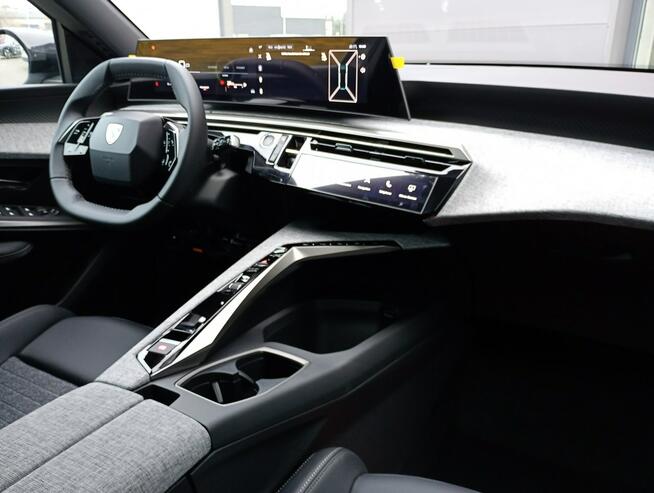 Peugeot 3008 Allure Hybrid 1.2 145 KM DCS6 z pakietami Panorama i Bezpieczeństwo