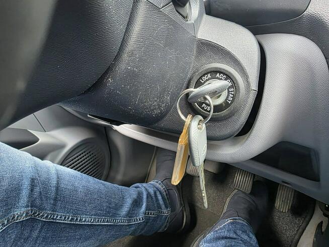 Kia Picanto 1.1 Benzyna 65 KM, Dwa Klucze, Isofix, Lakier Metalik, Radio CD