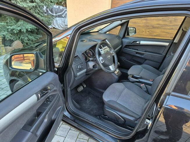 Opel Zafira 1.8B 140KM, 2012r, Org. Lakier, Automat, Przebieg 165tyś, 7 Osób