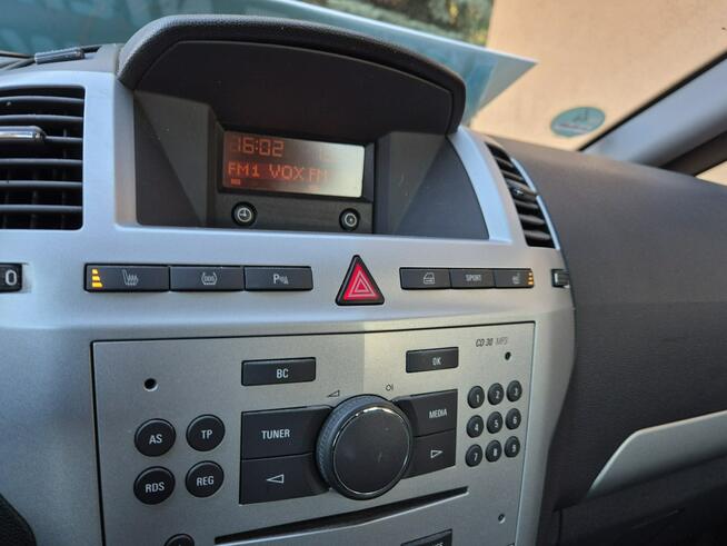 Opel Zafira 1.8B 140KM, 2012r, Org. Lakier, Automat, Przebieg 165tyś, 7 Osób