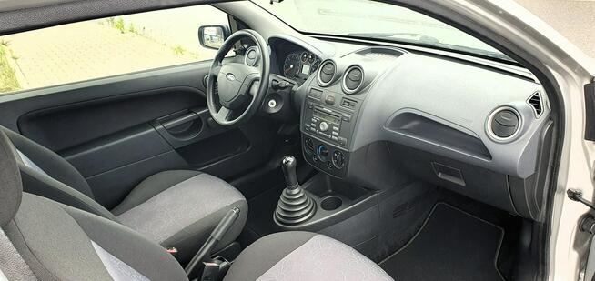 Ford Fiesta Bez korozji/Zadbany/Bezwypadkowy/Klimatyzacja sprawna