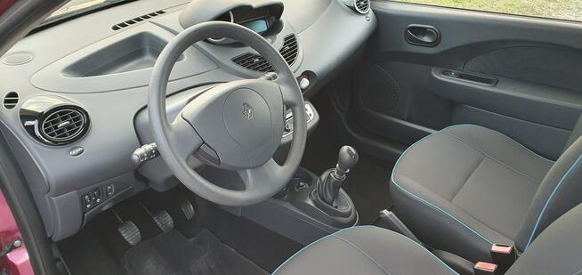 Renault Twingo Super stan/Klimatyzacja sprawna/2 komplety kół/Bezwypadkowy/Lakier BDB