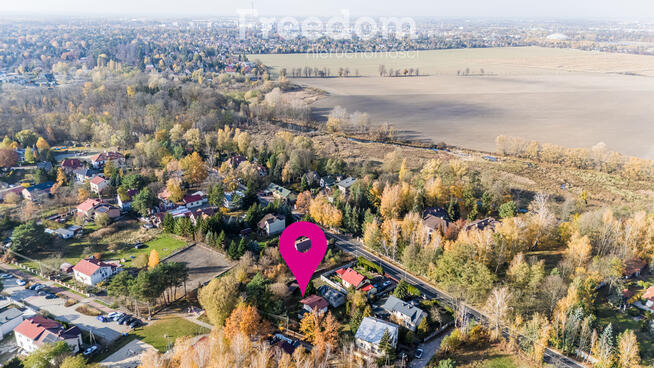 Pęcice Małe • Działka 1297 m² + dom 45 m²