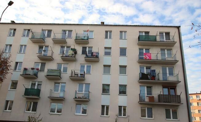 Zadbane 2 pokoje z balkonem i piwnicą – 38 m²