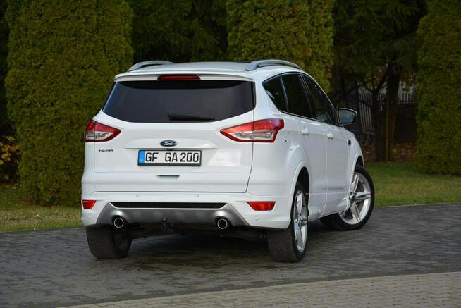 Ford Kuga Individual Radar ACC Skóry Panorama Ledy Bi-xenon Navi Kamera ALU19