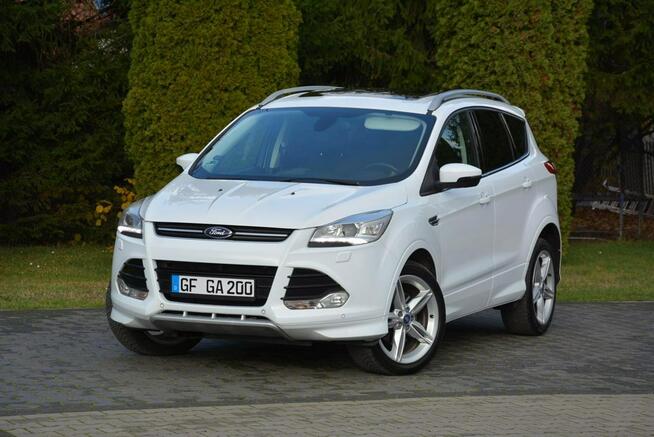 Ford Kuga Individual Radar ACC Skóry Panorama Ledy Bi-xenon Navi Kamera ALU19