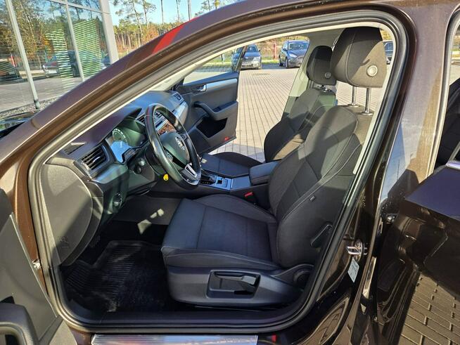 Škoda Superb 8xAlu, El.Klapa, Navi, Kamera, Grzane fotele, Tempomat, Hak, GWARANCJA