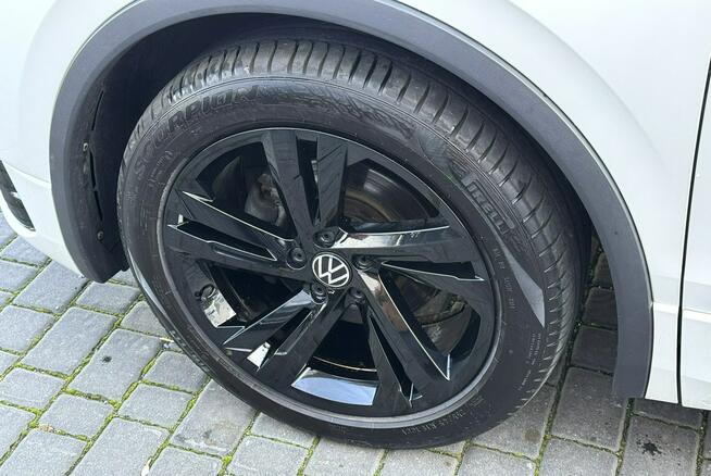 Volkswagen Tiguan 1.5 TSI R-LINE / serwisowany w ASO / pierwszy właściciel