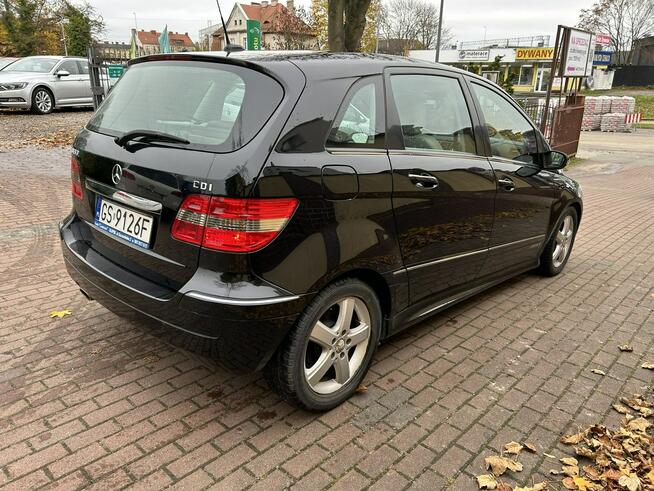 Mercedes B 200 automat bezwypadkowy