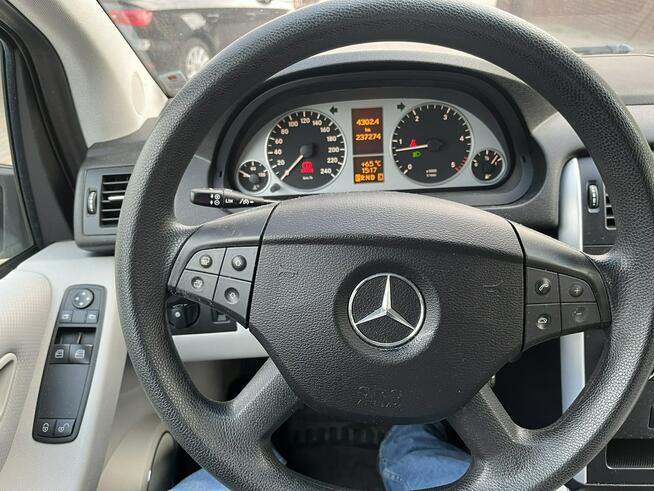 Mercedes B 200 automat bezwypadkowy