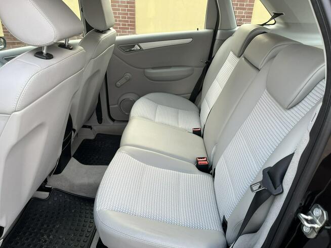 Mercedes B 200 automat bezwypadkowy