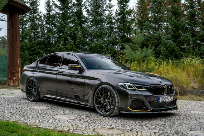BMW 530 G30 / Custom 1 of 1 / DOPIESZCZONY / Carbon / M Perfomance / CS Style