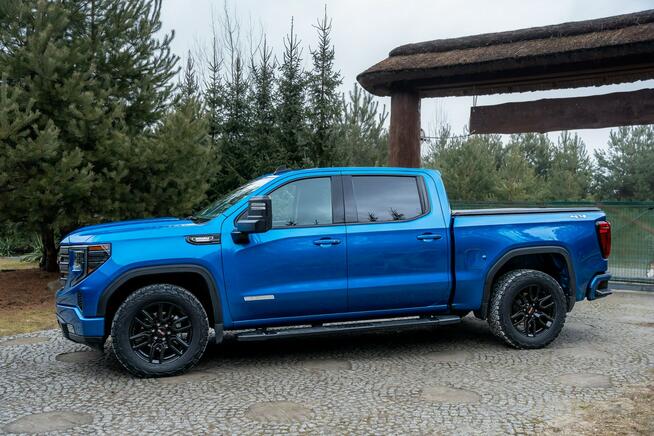 GMC Sierra 3.0 R6 / 277 KM / 4x4 / 2023 / Bezwypadkowy / Niski przebieg
