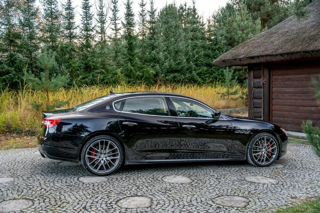 Maserati Quattroporte GTS / 3.8 V8 530KM / RWD / Bogate wyposażenie / Po serwisie / Faktura