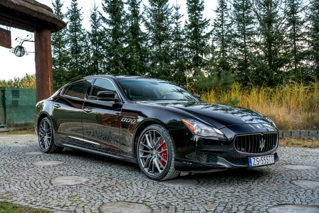 Maserati Quattroporte GTS / 3.8 V8 530KM / RWD / Bogate wyposażenie / Po serwisie / Faktura