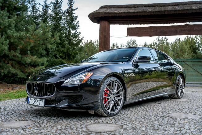 Maserati Quattroporte GTS / 3.8 V8 530KM / RWD / Bogate wyposażenie / Po serwisie / Faktura