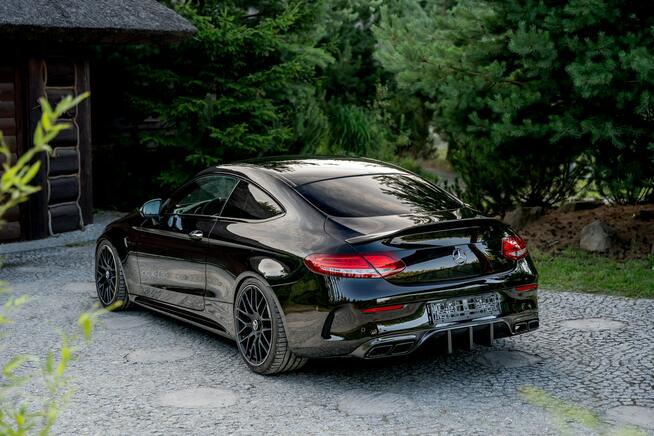 Mercedes C 63 AMG COUPE / Carbon Body KIT / 4.0 V8 476HP