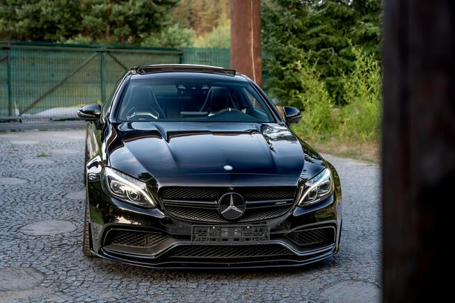 Mercedes C 63 AMG COUPE / Carbon Body KIT / 4.0 V8 476HP
