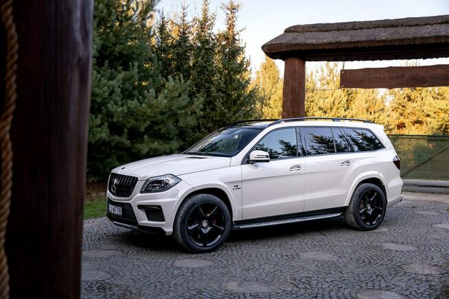 Mercedes GL 63 AMG 5.5 V8 557KM / 4-Matic / Bogate wyposażenie / Japonia / Bezwypadkowy