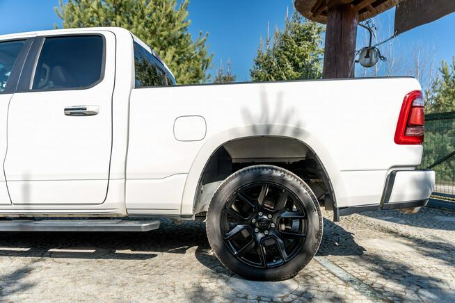 DODGE RAM 1500 LARAMIE 5.7 PIĘKNE WNĘTRZE BOGATO WYPOSAŻONY 2020R.