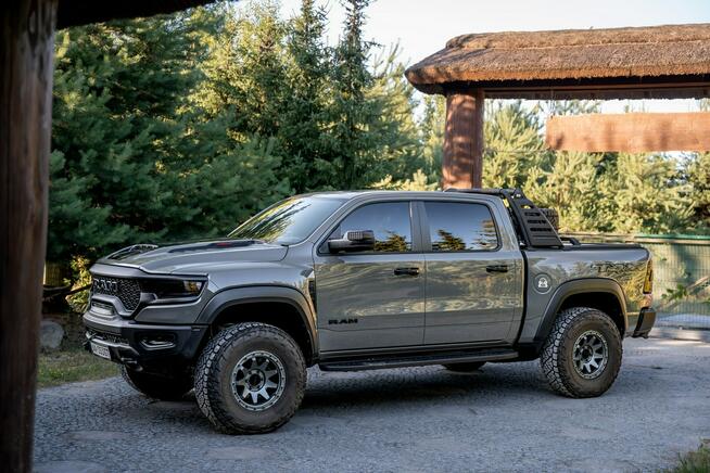 RAM 1500 TRX Lunar Edition / 2.5 LIFT Eibach / BAJA DESIGNS / Salon Polska